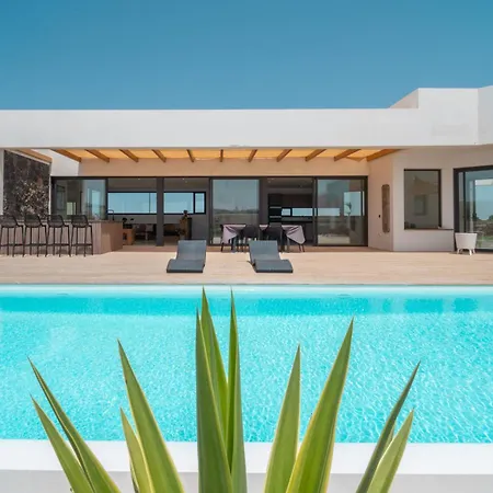 Karuna By Aura Collection Villa