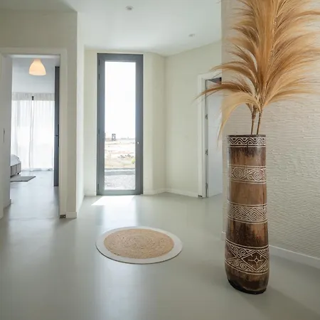 Villa Karuna By Aura Collection